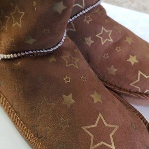 Airwalk Shoes - Airwalk Emma brown with gold stars boots Airwalk Shoes - Airwalk Emma brown with gold stars boots